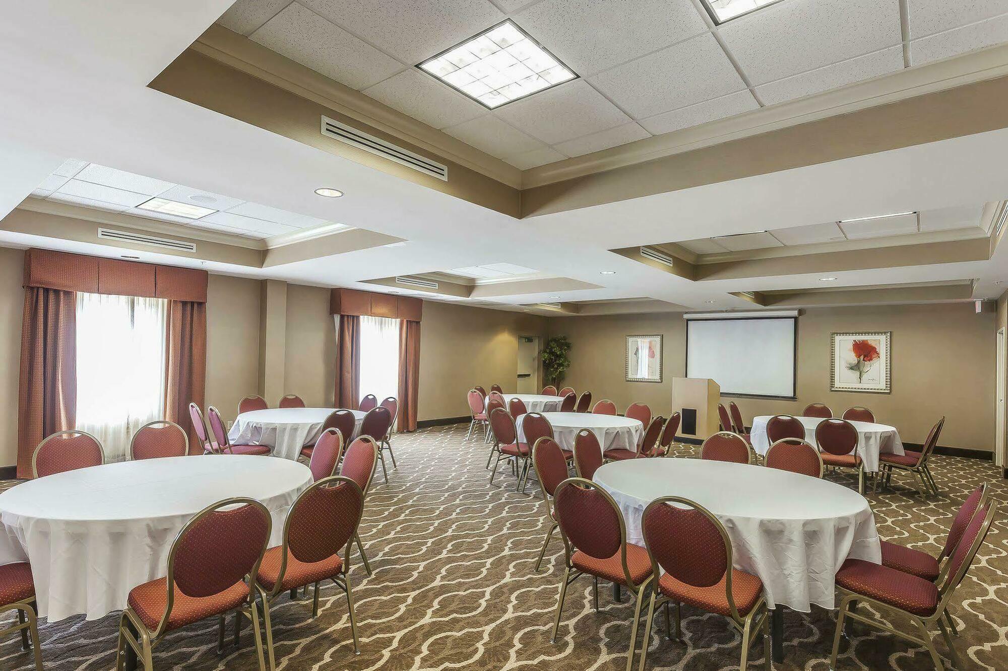 Comfort Suites Suffolk - Chesapeake Exterior foto